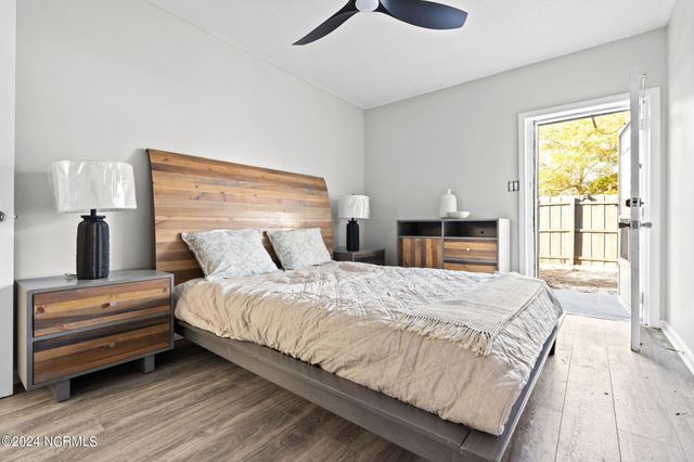 226 NE 48th Street, Oak Island, NC 28465