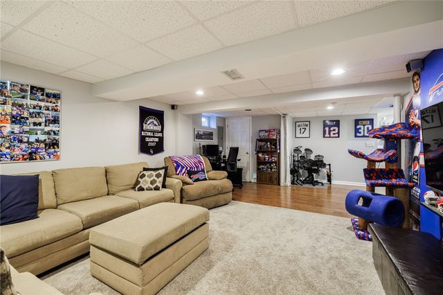 28 Osprey Drive, Henrietta, NY 14586