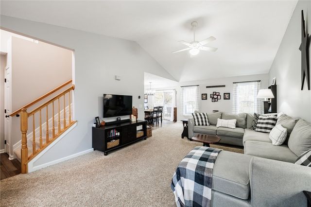 28 Osprey Drive, Henrietta, NY 14586