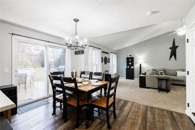 28 Osprey Drive, Henrietta, NY 14586