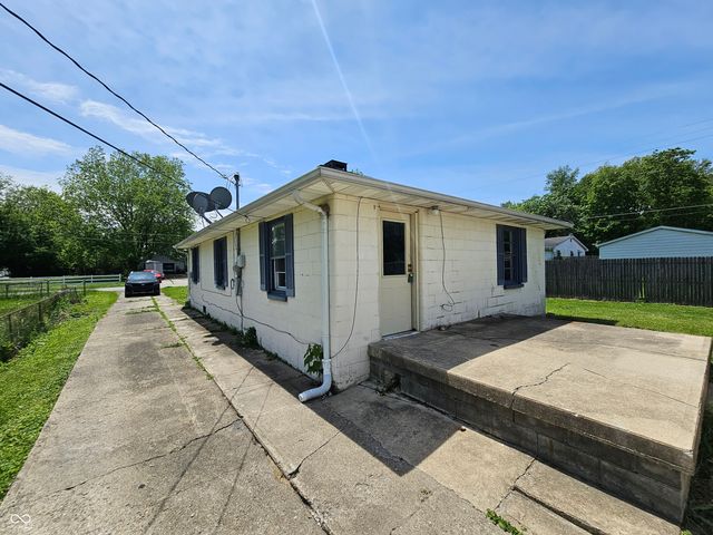 2418 W 18th Street, Anderson, IN 46016