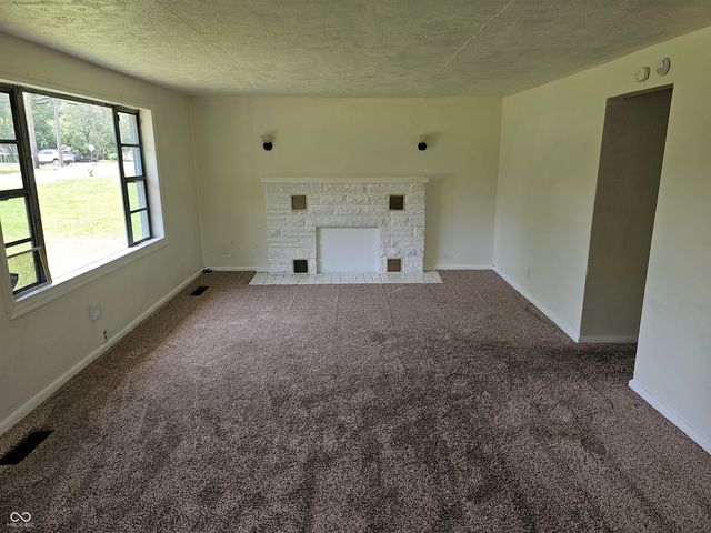 2418 W 18th Street, Anderson, IN 46016