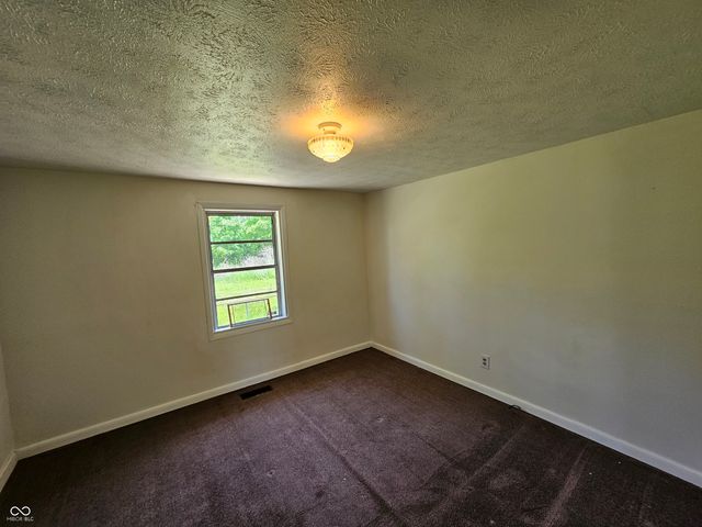 2418 W 18th Street, Anderson, IN 46016