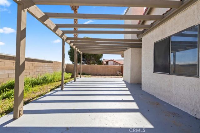12207 Merrod, Victorville, CA 92395