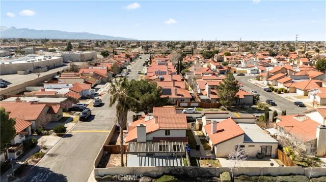 12207 Merrod, Victorville, CA 92395