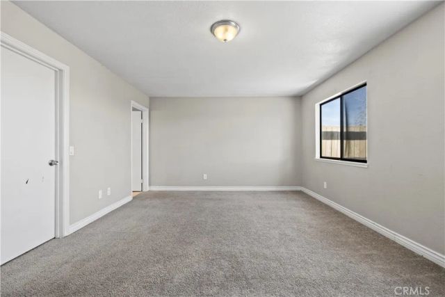 12207 Merrod, Victorville, CA 92395