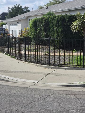 11562 181st, Artesia, CA 90701