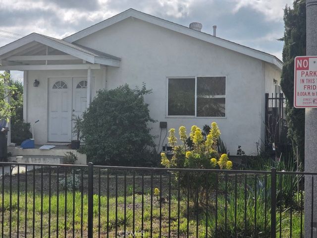 11562 181st, Artesia, CA 90701