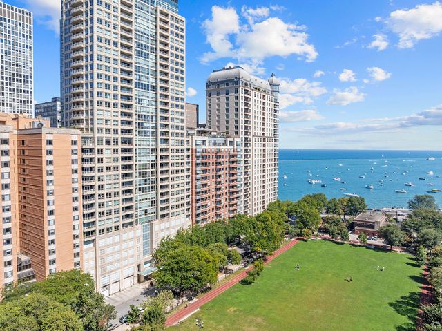 270 E Pearson Street 101, Chicago, IL 60611