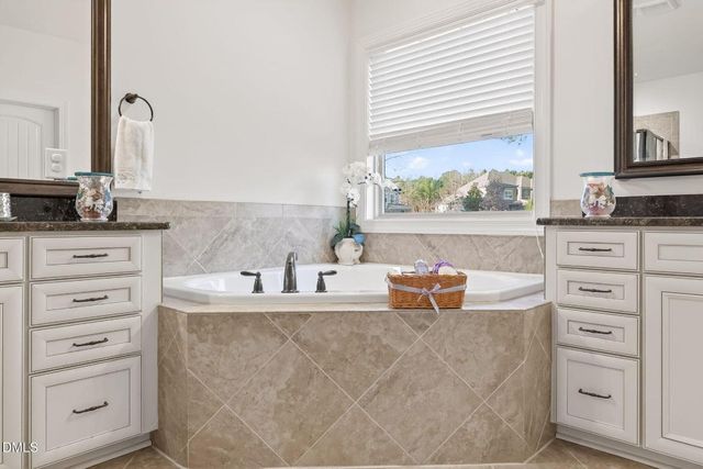 1249 Covered Bridge Trail, Chapel Hill, NC 27517