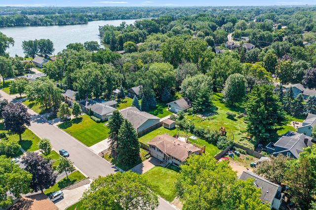 1561 15th Terrace NW, New Brighton, MN 55112