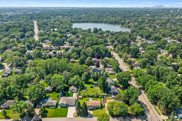 1561 15th Terrace NW, New Brighton, MN 55112