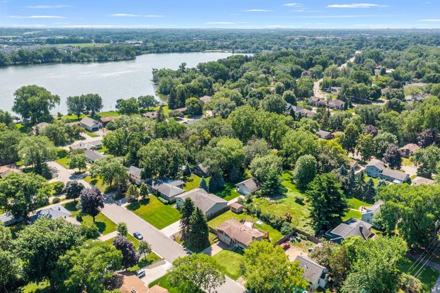 1561 15th Terrace NW, New Brighton, MN 55112