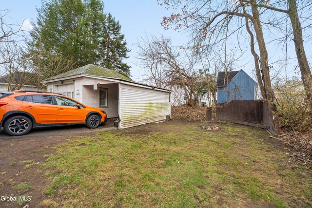 4 Morgan Terrace, Castleton-on-hudson, NY 12033