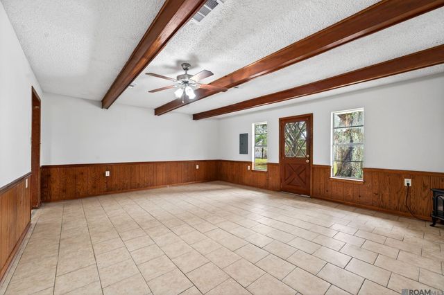 9955 Buena Vista Dr, Baton Rouge, LA 70815