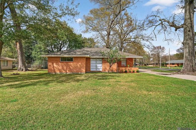 9955 Buena Vista Dr, Baton Rouge, LA 70815