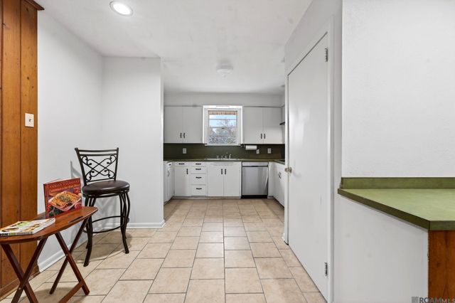 9955 Buena Vista Dr, Baton Rouge, LA 70815