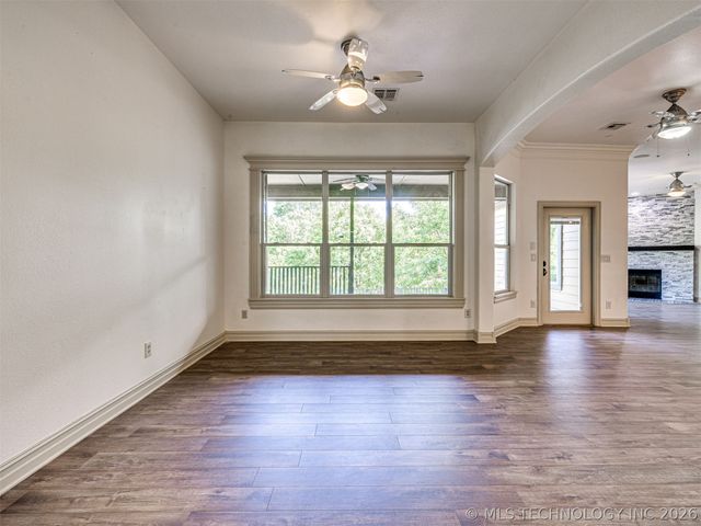 18894 E 80th Street North, Owasso, OK 74055
