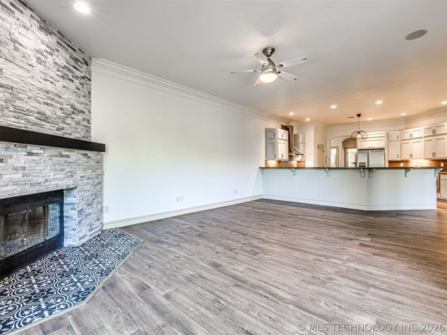 18894 E 80th Street North, Owasso, OK 74055