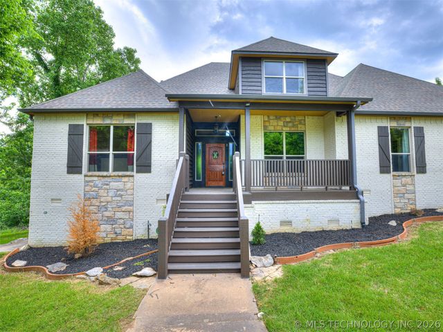18894 E 80th Street North, Owasso, OK 74055