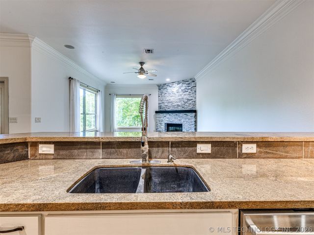 18894 E 80th Street North, Owasso, OK 74055
