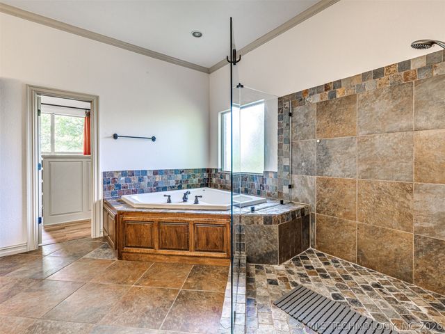 18894 E 80th Street North, Owasso, OK 74055