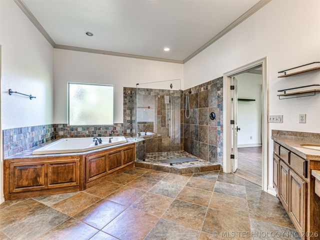 18894 E 80th Street North, Owasso, OK 74055