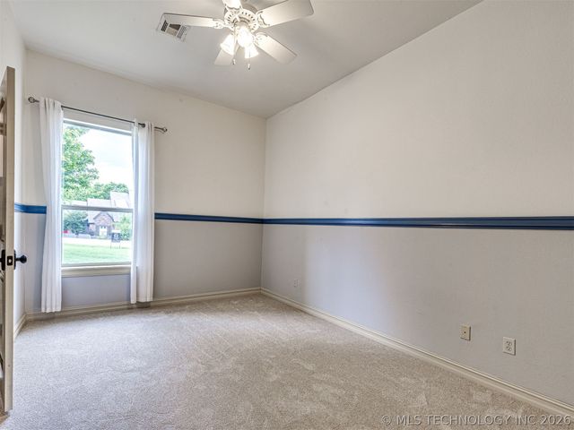 18894 E 80th Street North, Owasso, OK 74055