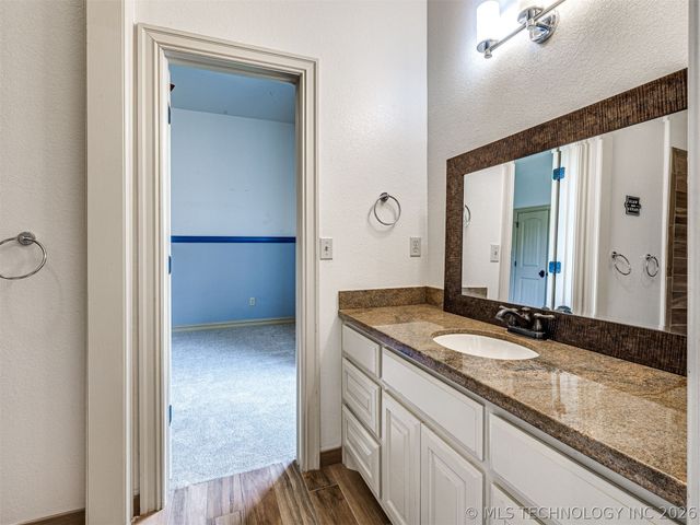 18894 E 80th Street North, Owasso, OK 74055
