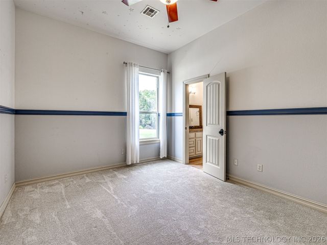 18894 E 80th Street North, Owasso, OK 74055