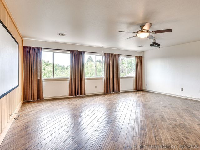 18894 E 80th Street North, Owasso, OK 74055