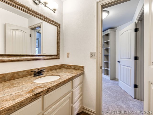 18894 E 80th Street North, Owasso, OK 74055