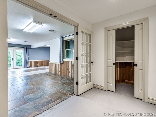 18894 E 80th Street North, Owasso, OK 74055