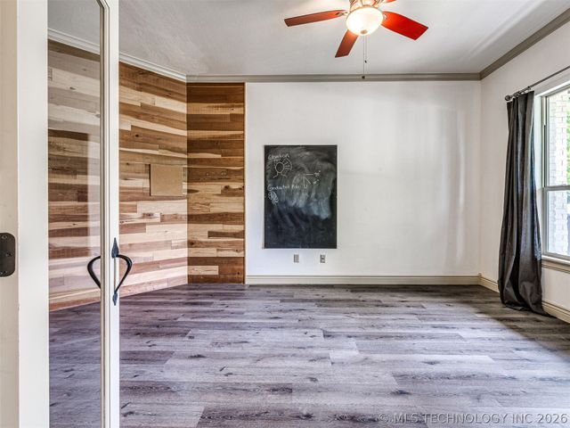 18894 E 80th Street North, Owasso, OK 74055