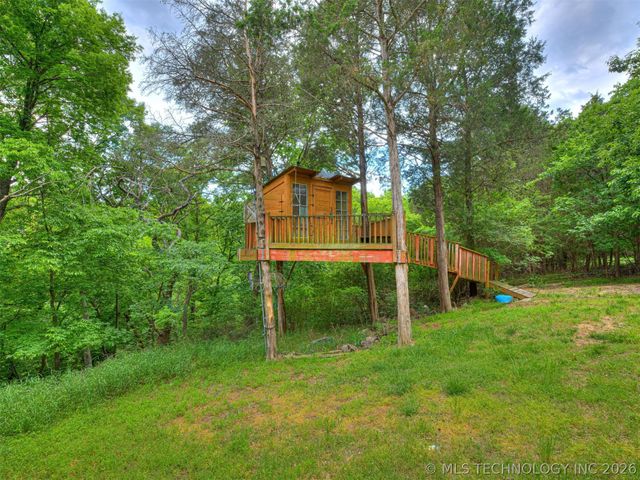 18894 E 80th Street North, Owasso, OK 74055