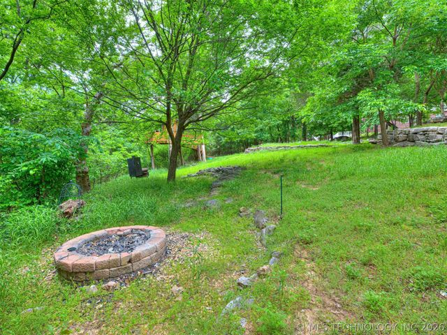 18894 E 80th Street North, Owasso, OK 74055