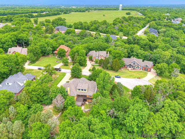 18894 E 80th Street North, Owasso, OK 74055