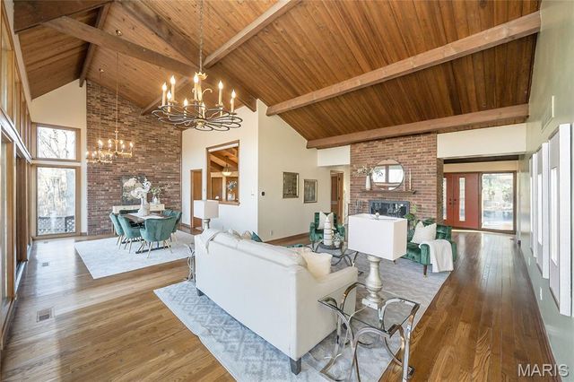 12987 Pingry Place, St Louis, MO 63131