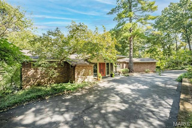 12987 Pingry Place, St Louis, MO 63131