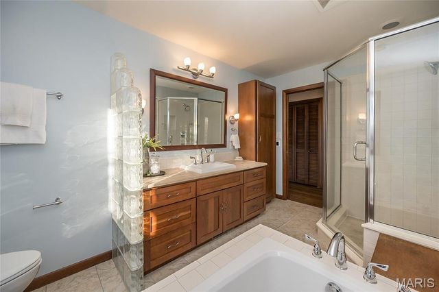 12987 Pingry Place, St Louis, MO 63131