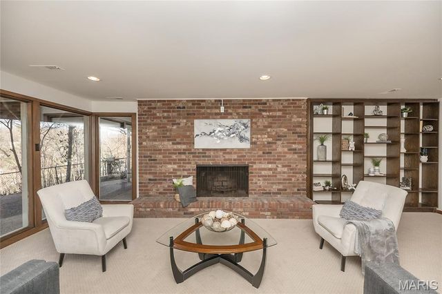 12987 Pingry Place, St Louis, MO 63131