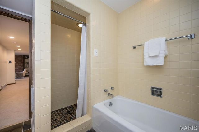 12987 Pingry Place, St Louis, MO 63131