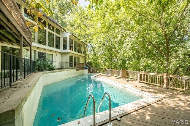 12987 Pingry Place, St Louis, MO 63131