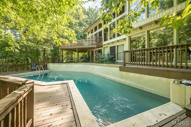 12987 Pingry Place, St Louis, MO 63131