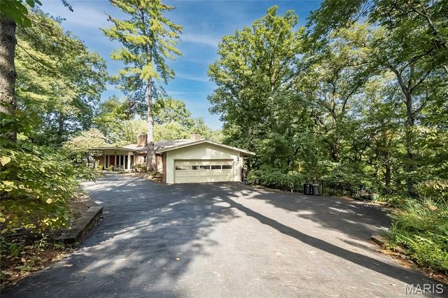 12987 Pingry Place, St Louis, MO 63131