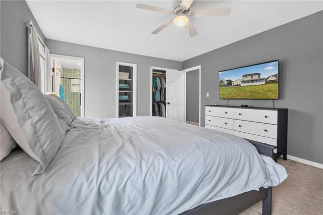 1353 New Mill DR, Chesapeake, VA 23322