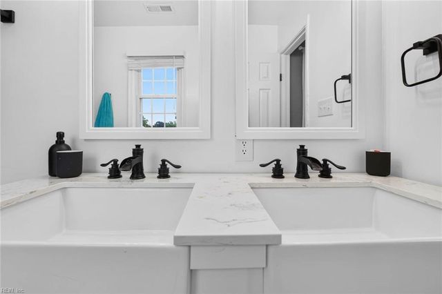 1353 New Mill DR, Chesapeake, VA 23322
