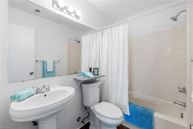515 Peak CT, Virginia Beach, VA 23462