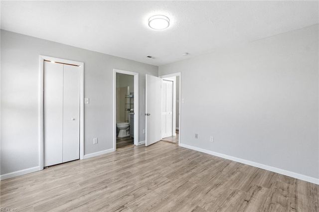 515 Peak CT, Virginia Beach, VA 23462