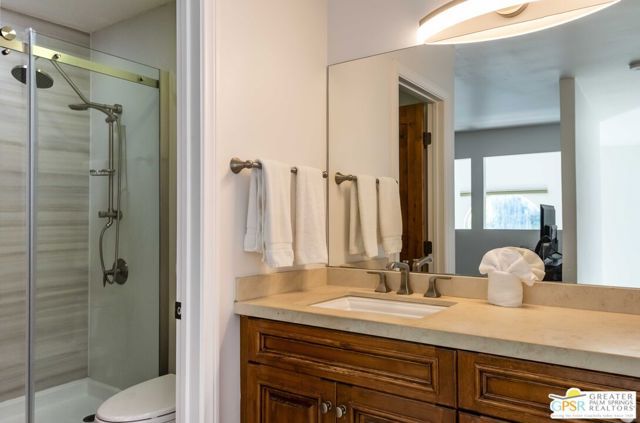 400 N Avenida Caballeros 11, Palm Springs, CA 92262